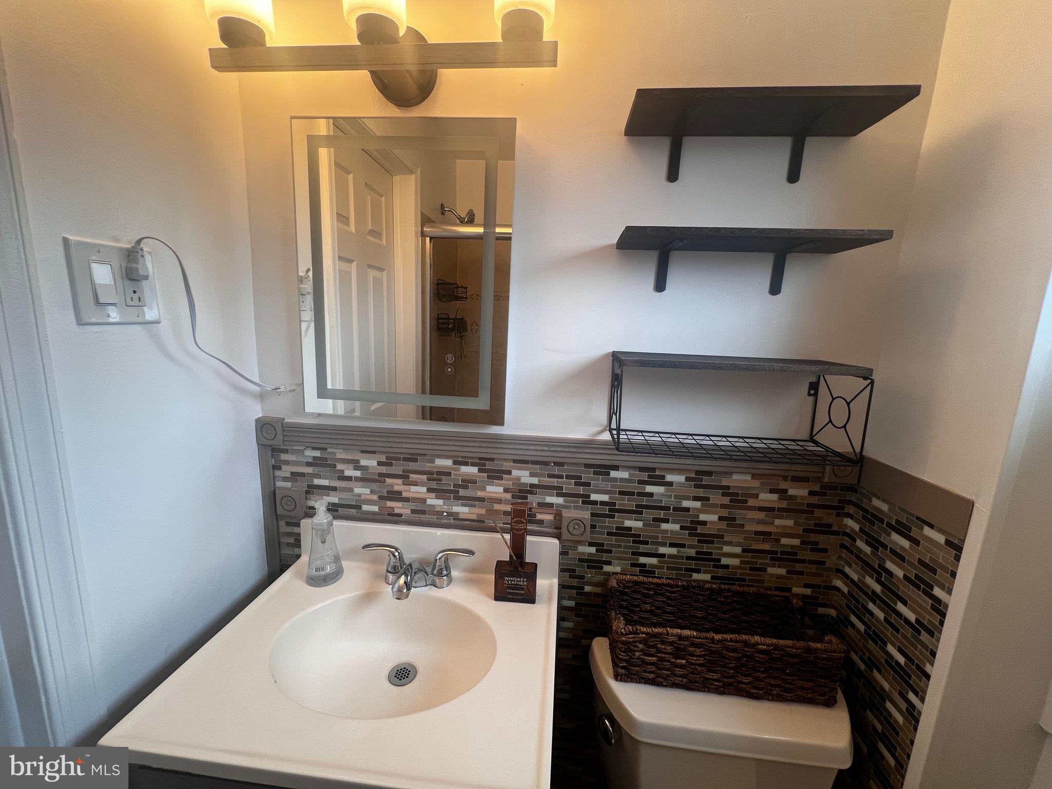 HUNTINGTON - Residential Lease