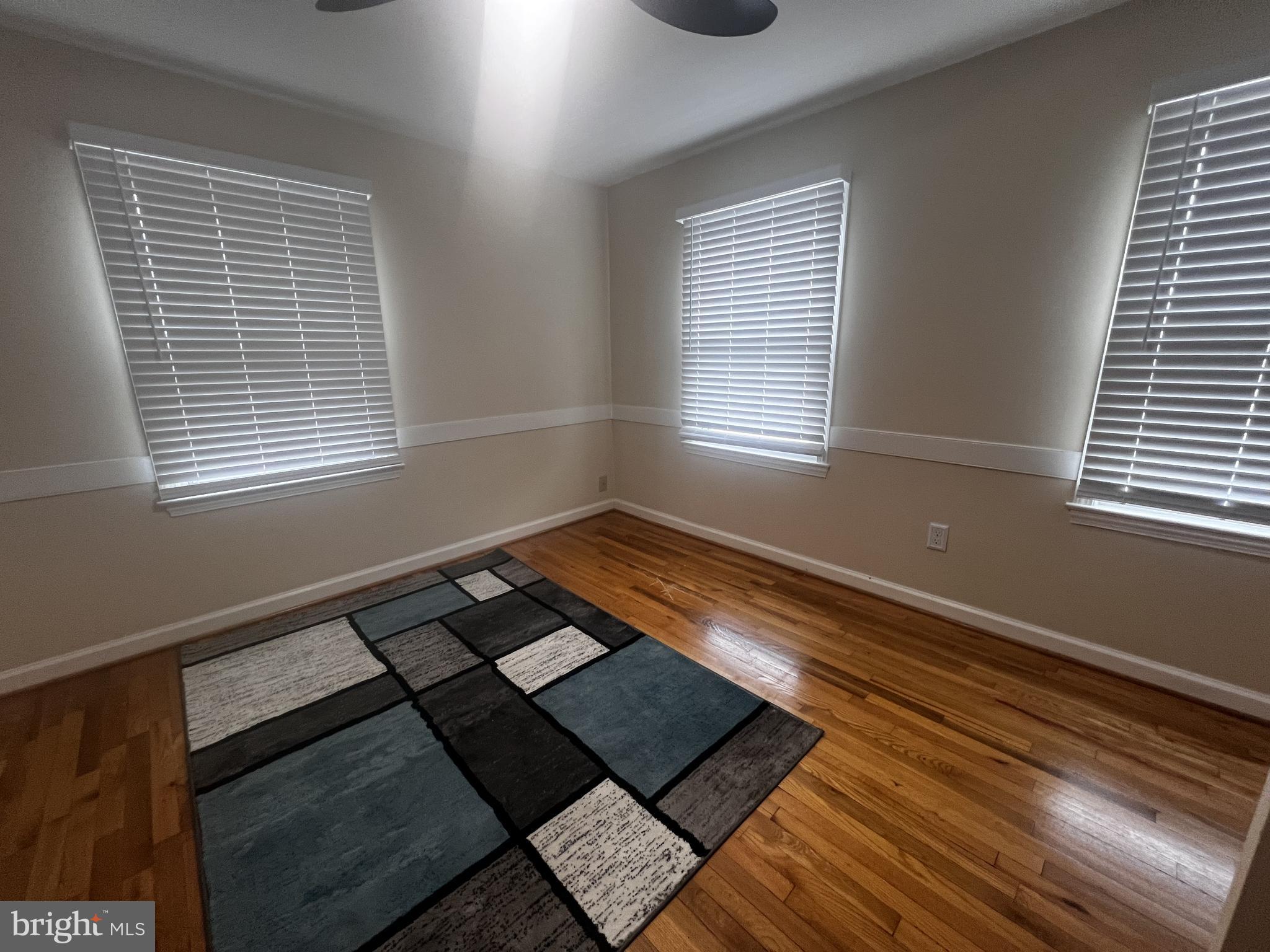 HUNTINGTON - Residential Lease