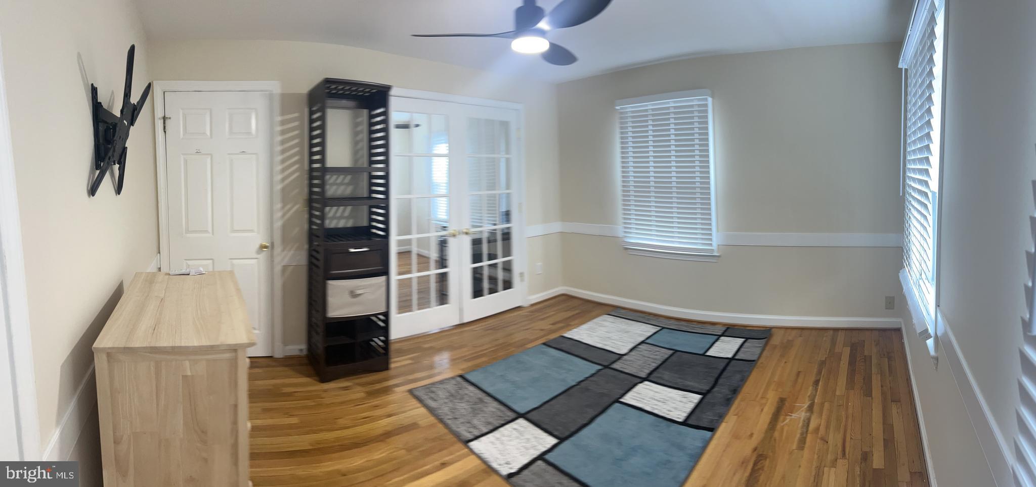 HUNTINGTON - Residential Lease