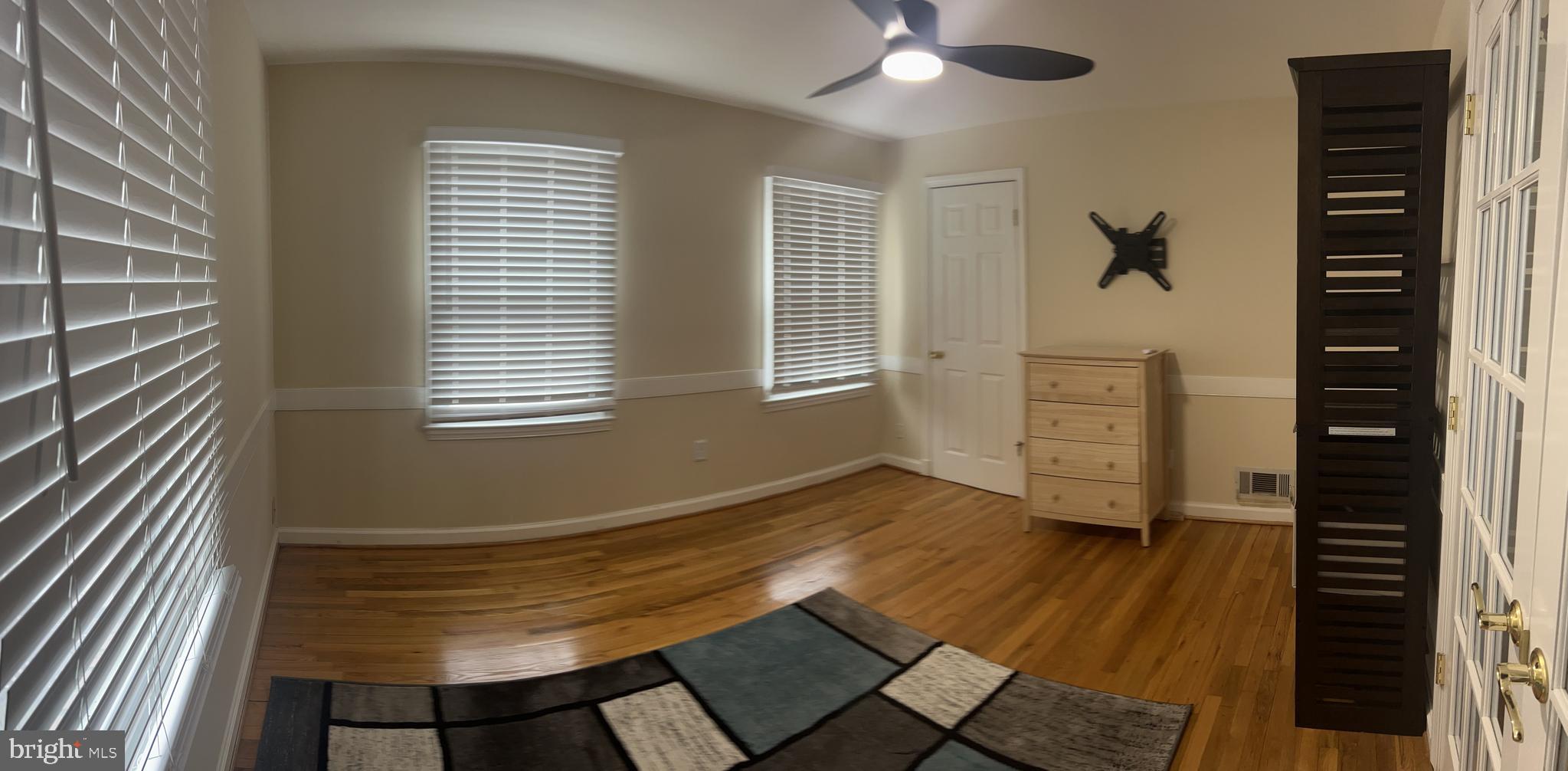 HUNTINGTON - Residential Lease