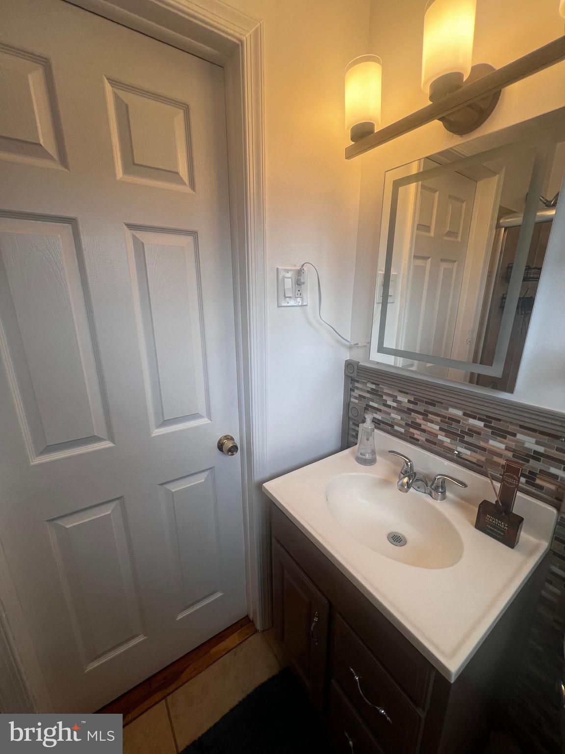 HUNTINGTON - Residential Lease