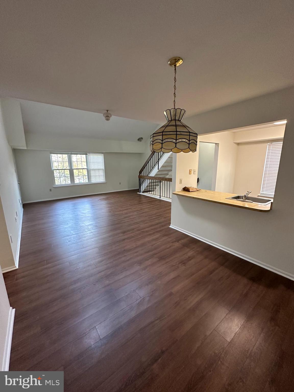 SOCIETY PL - Residential