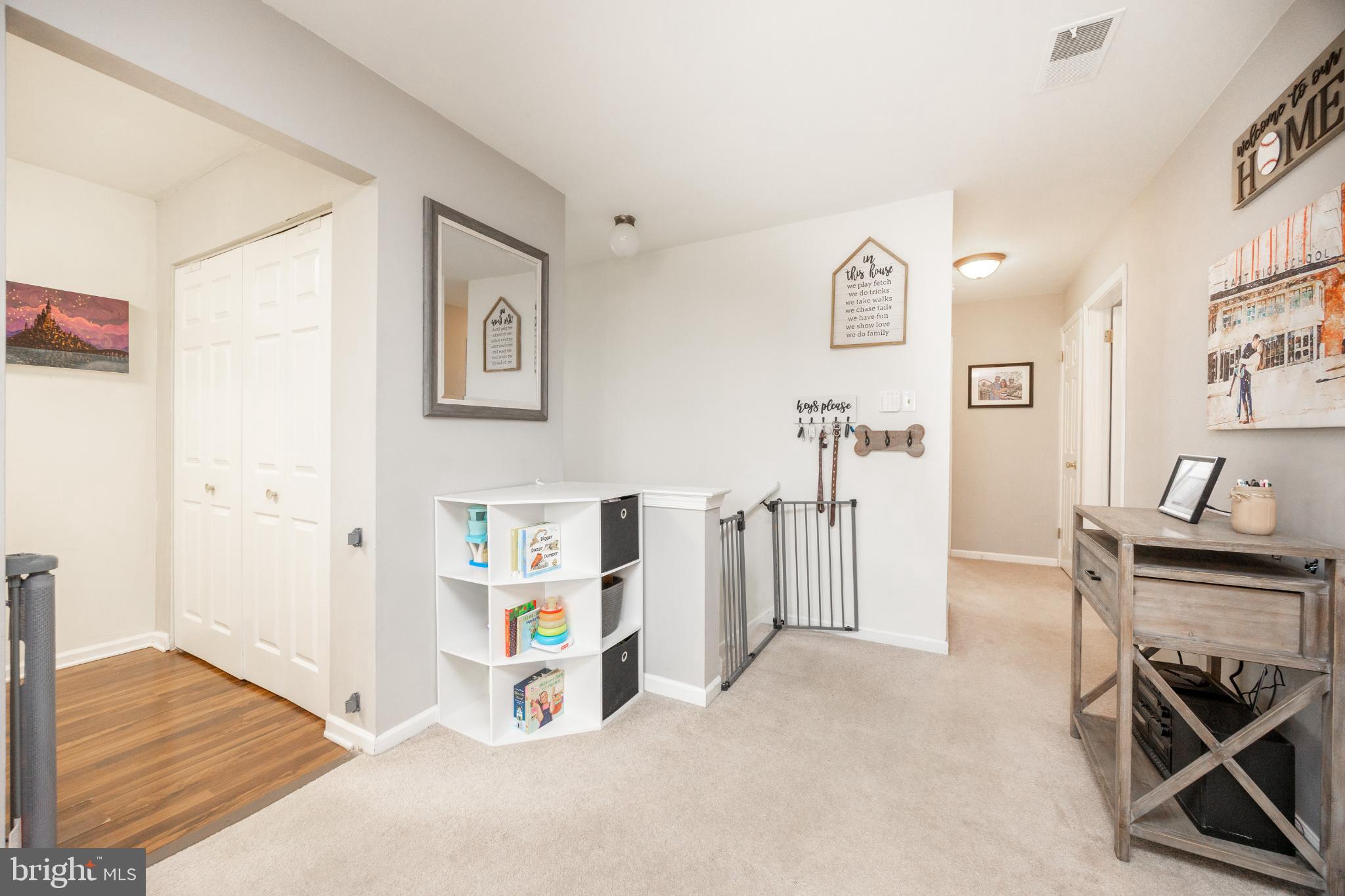 BRADFORD SQUARE - Residential