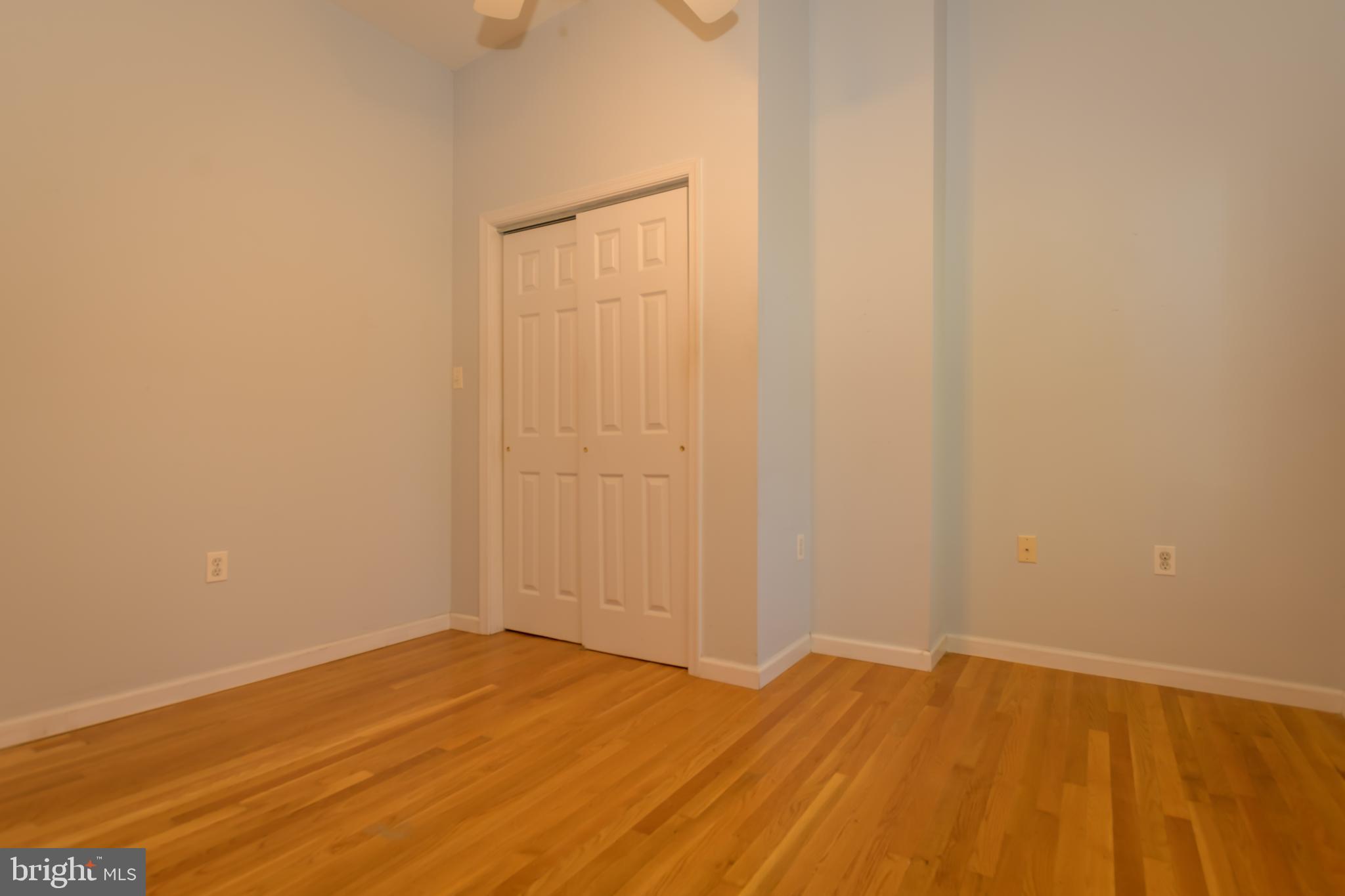 LOCUST POINT - Residential