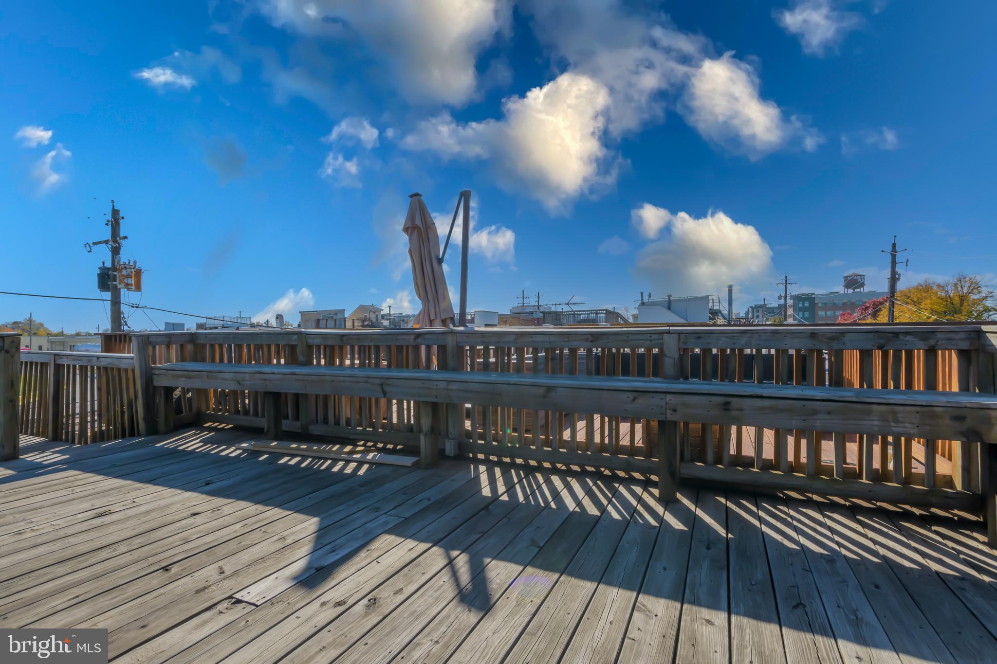 LOCUST POINT - Residential