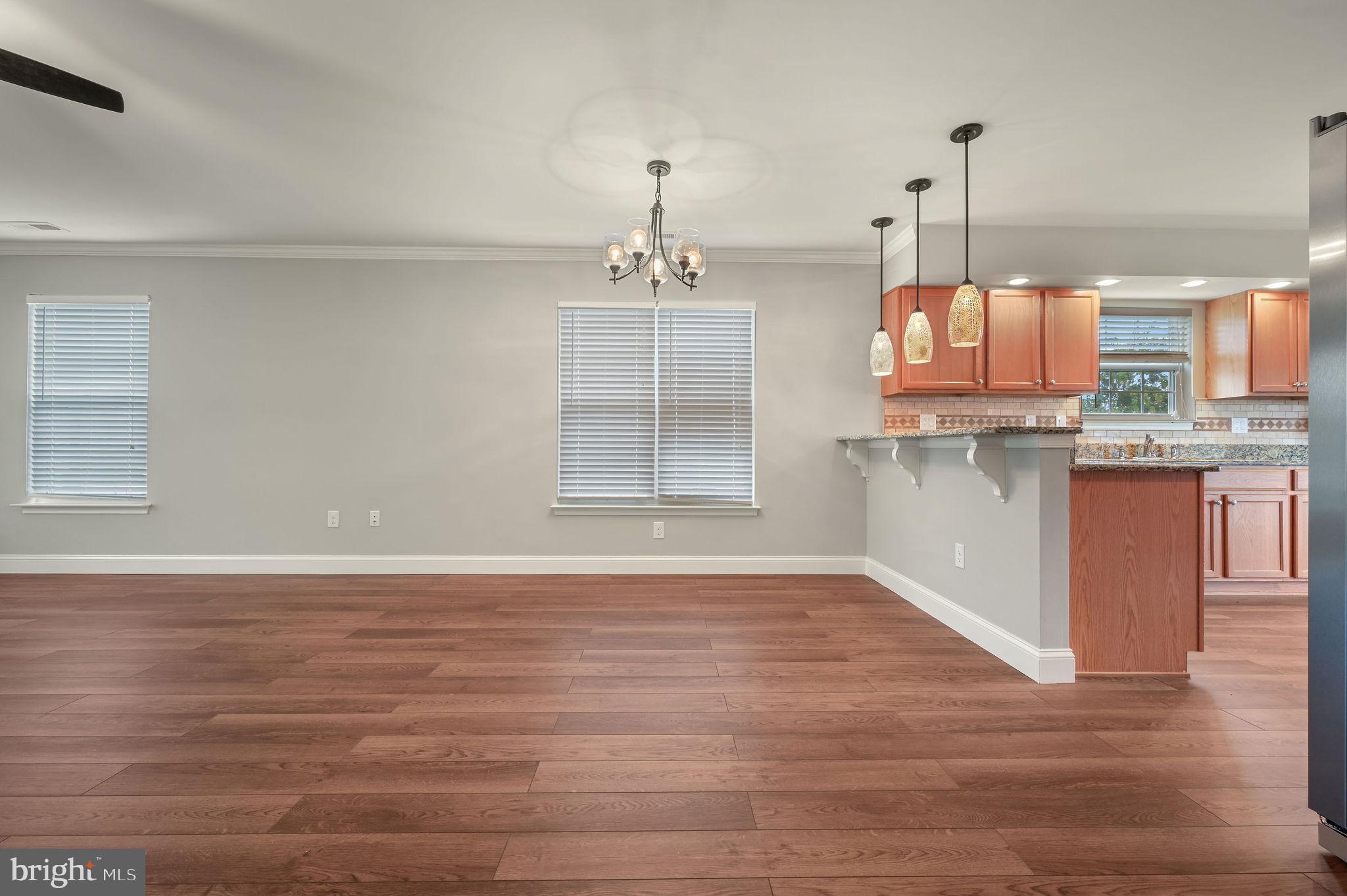 CHAMPIONS CLUB - Residential