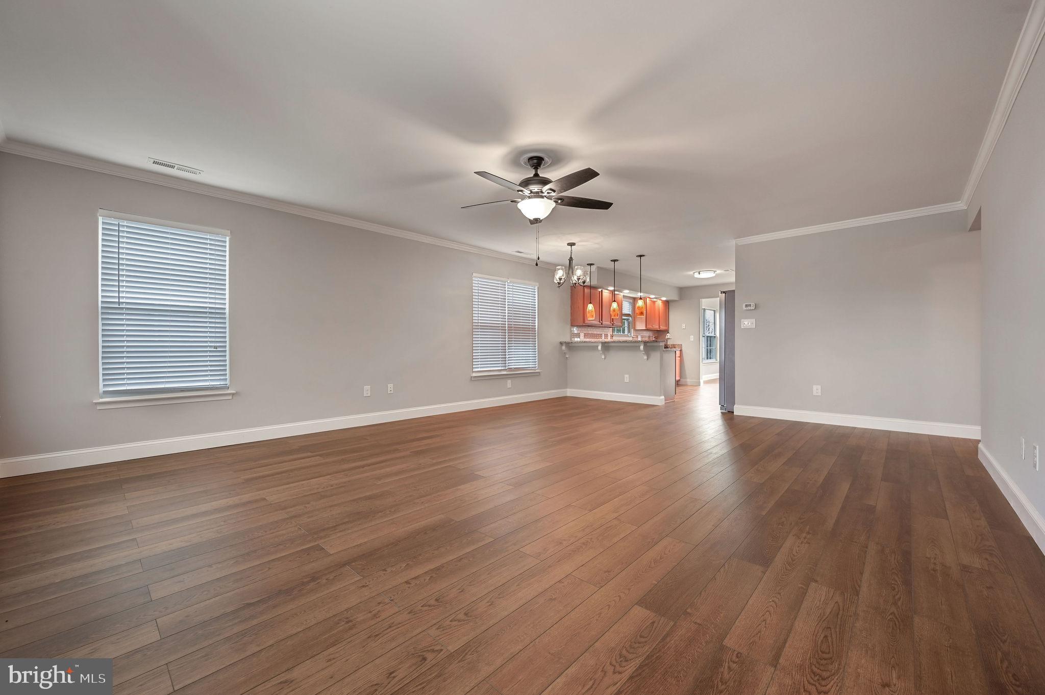 CHAMPIONS CLUB - Residential