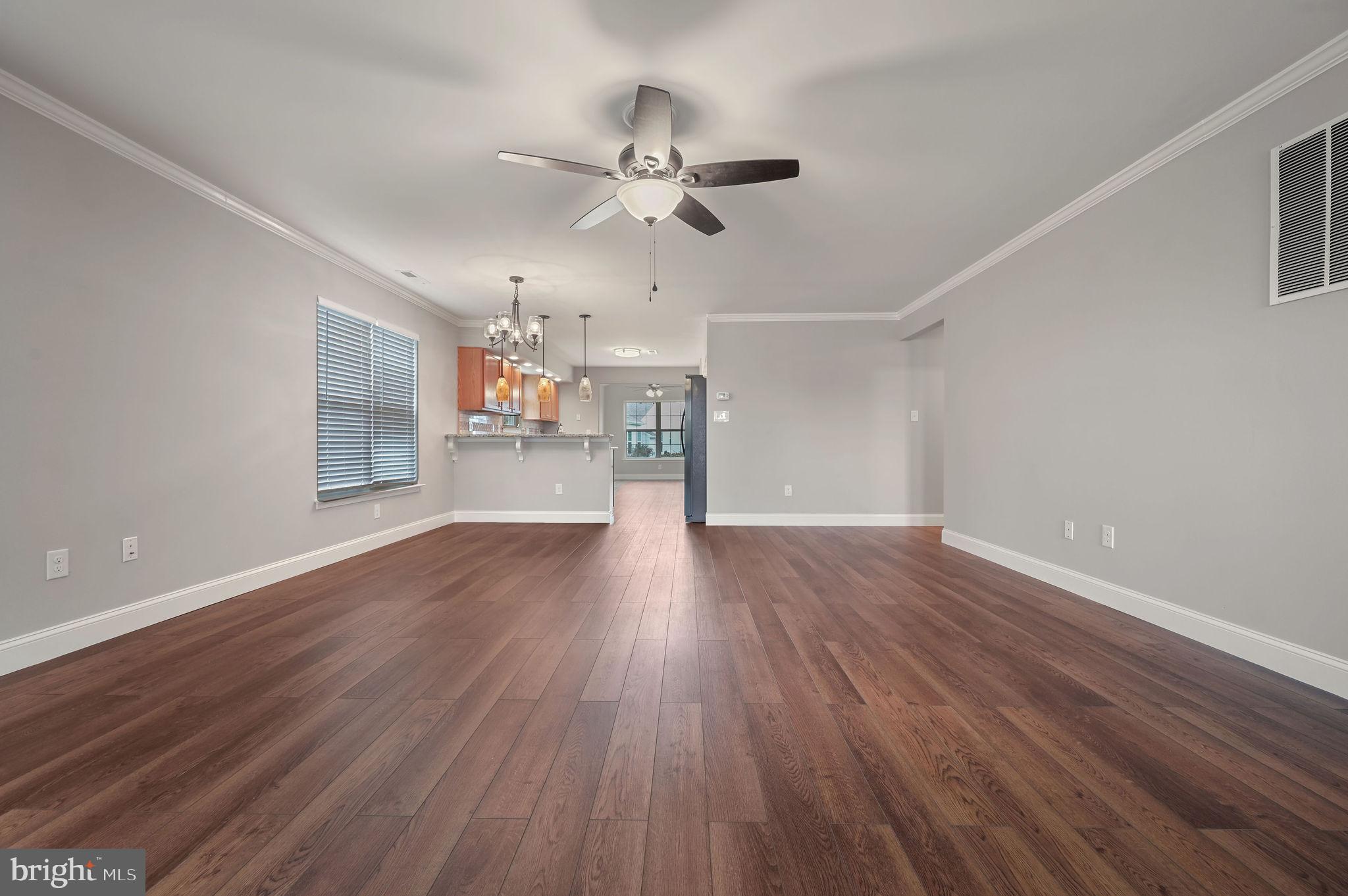 CHAMPIONS CLUB - Residential