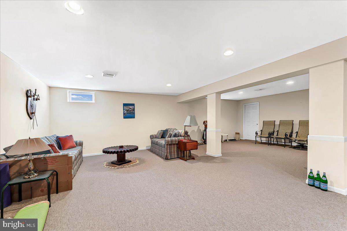 TRADITIONS AT LONG - Residential