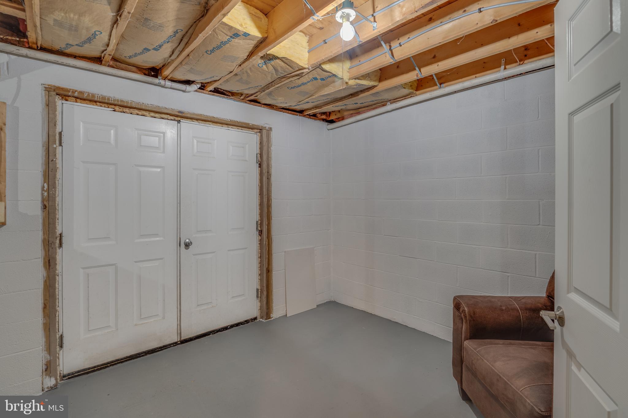 SHANNONDALE - Residential