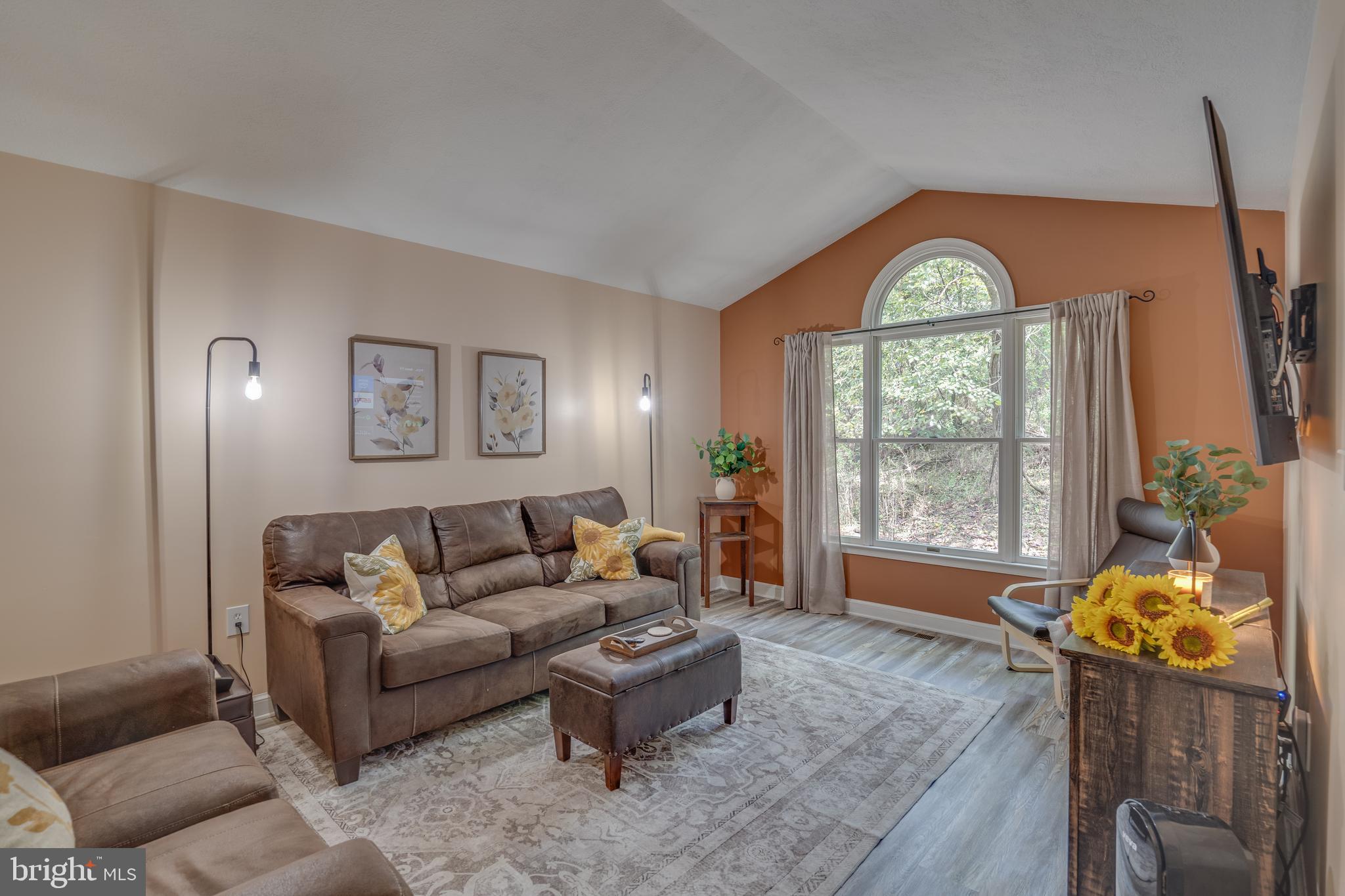 SHANNONDALE - Residential