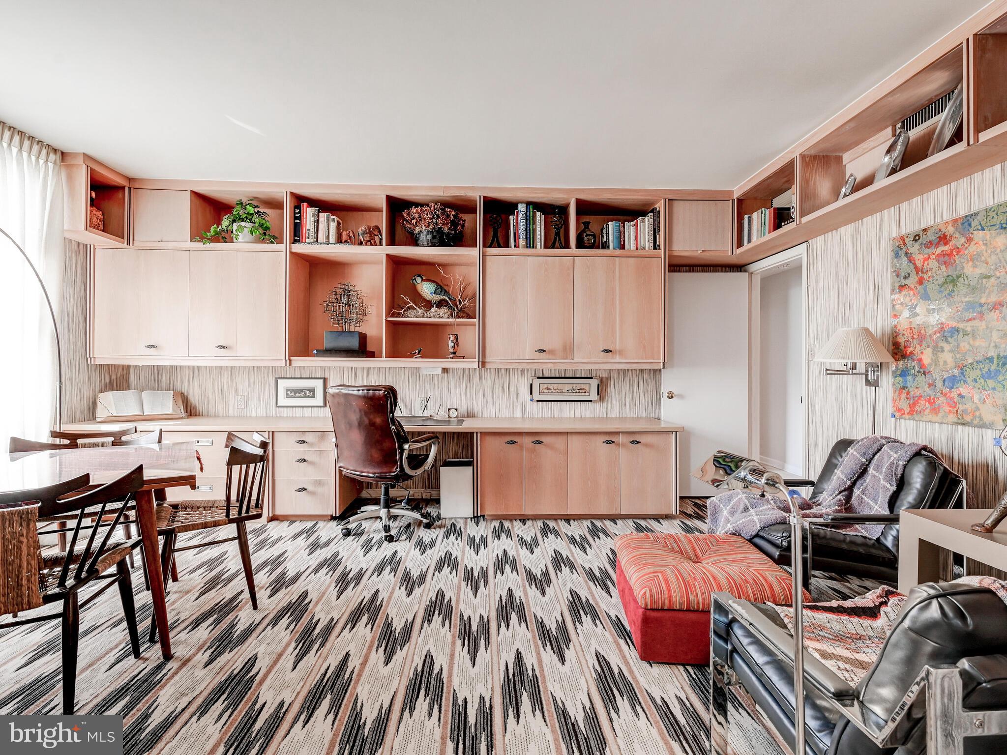 PIKESVILLE - Residential