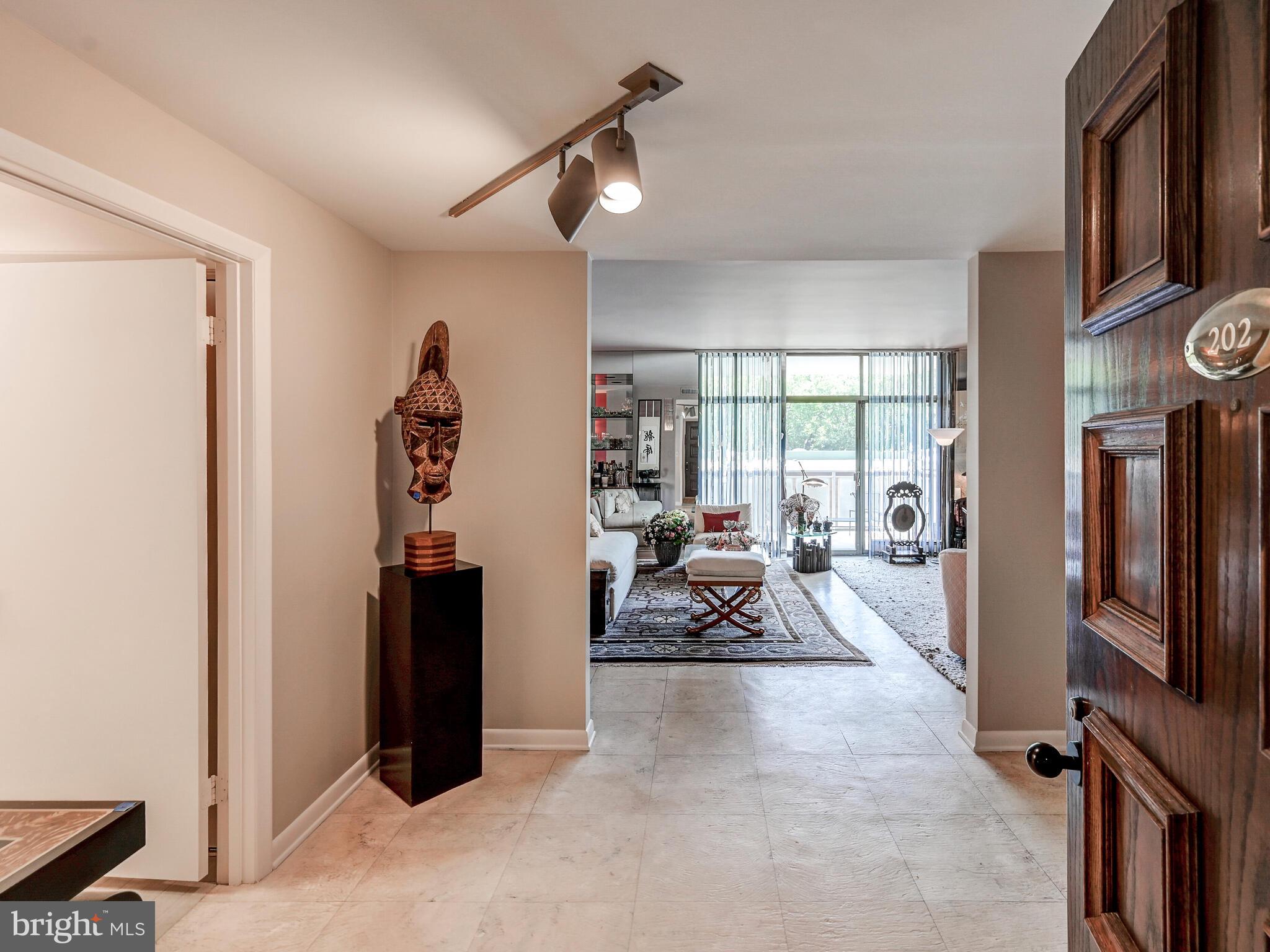 PIKESVILLE - Residential