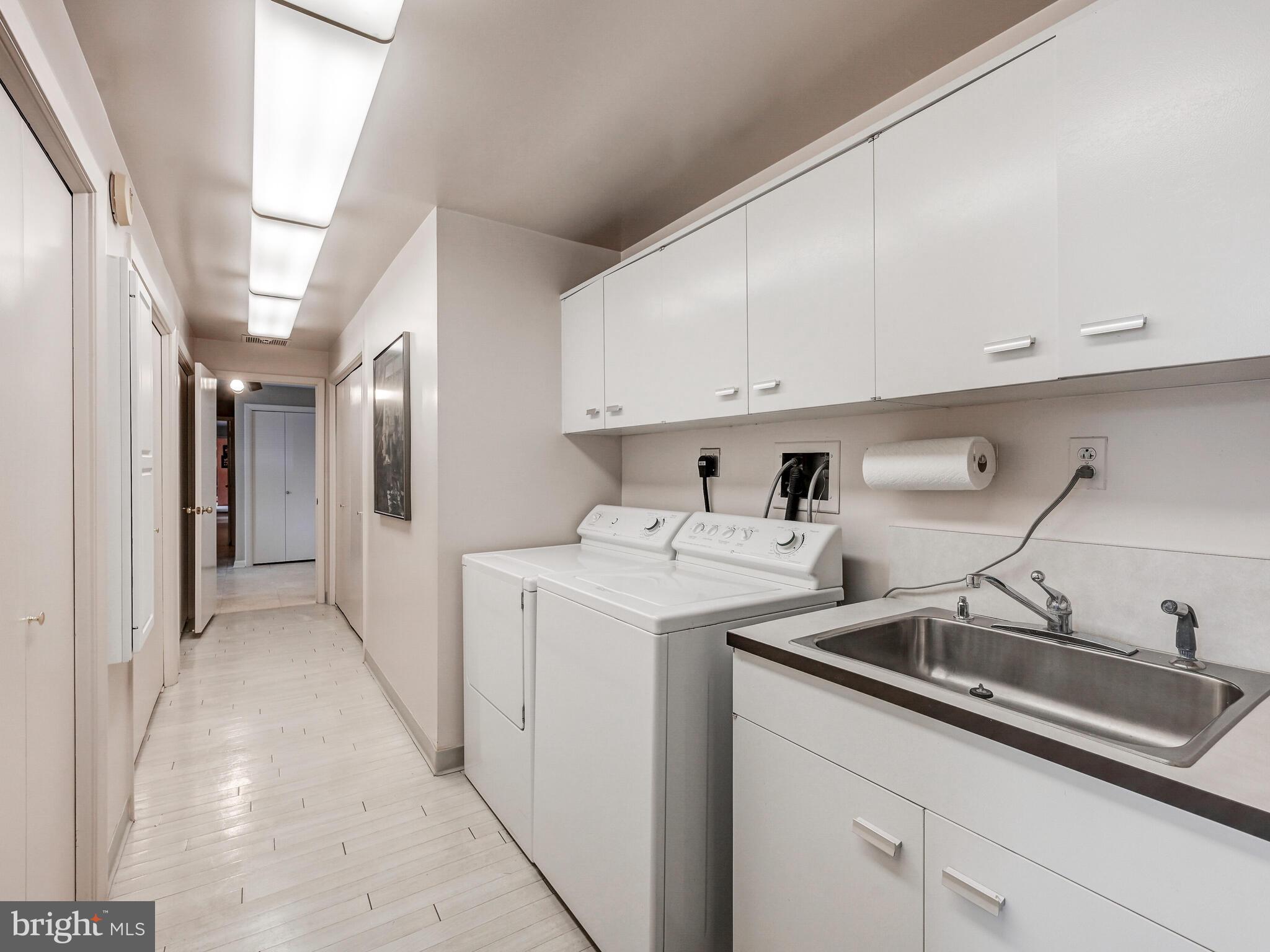 PIKESVILLE - Residential