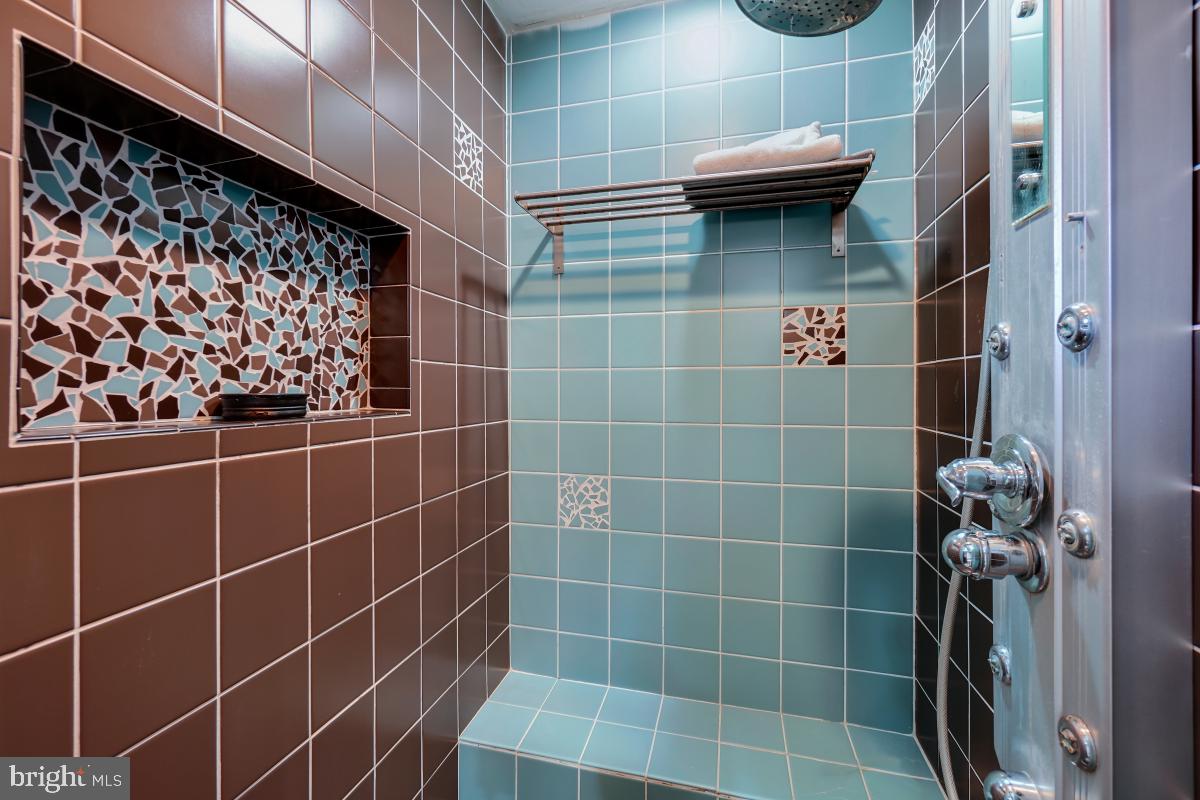 TAKOMA PARK - Residential