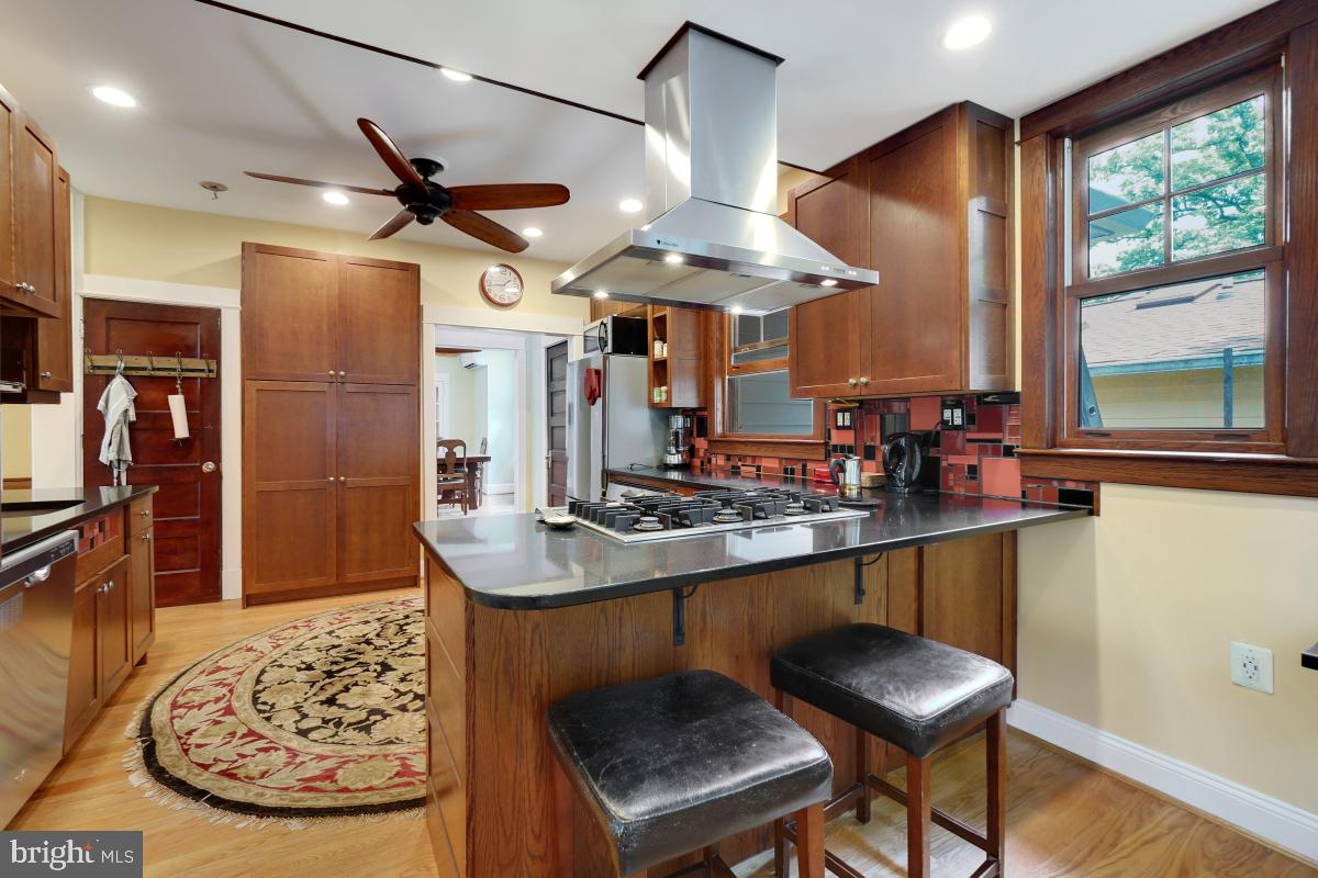 TAKOMA PARK - Residential