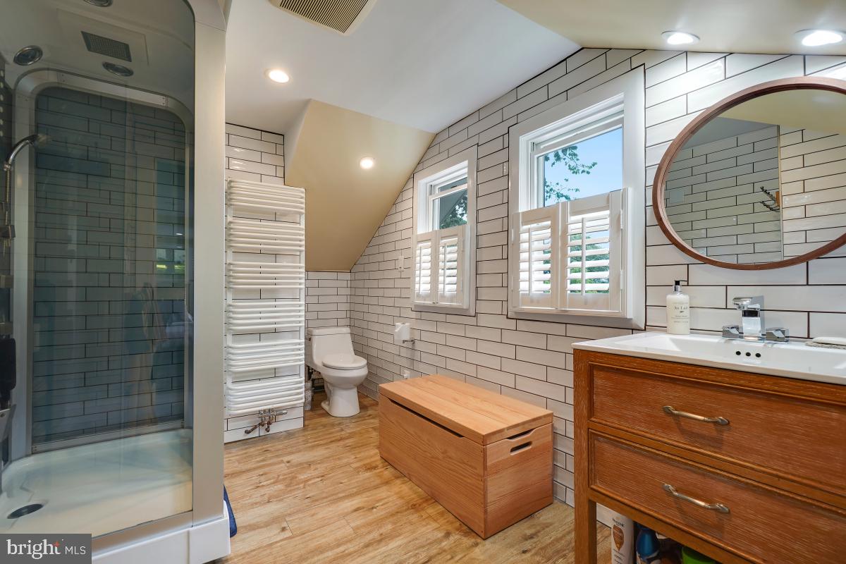 TAKOMA PARK - Residential