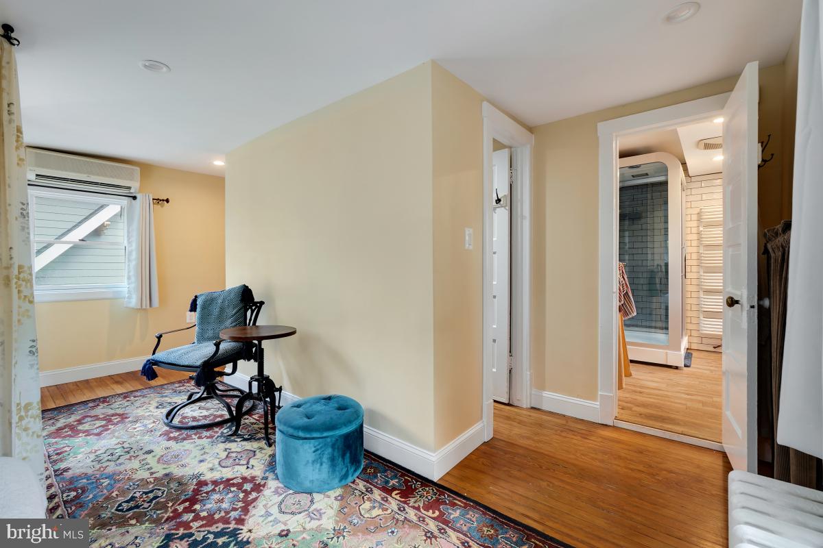 TAKOMA PARK - Residential