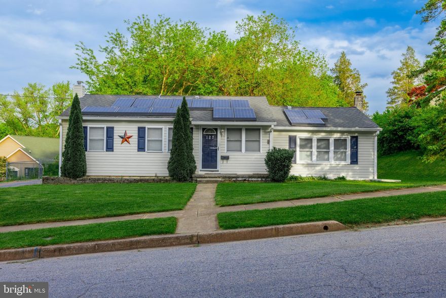 Welcome to 127 Wengate Rd, a well-maintained and move-in ready home offering comfort, space, and convenience. This lovely residence features 3 bedrooms, 2 full bathrooms, a finished basement and a detached 1-car garage, perfect for additional storage, workshop space or parking.
Inside, enjoy a cozy living area complete with a wood-burning stove, perfect for those chilly evenings. The finished basement adds versatile space for a home office, playroom, or additional living area.

Outside, you’ll love the ample driveway parking—great for guests—and a spacious backyard, ideal for entertaining, gardening, or enjoying peaceful evenings around the firepit. 

Set in a quiet and friendly neighborhood with easy access to local amenities, this home is a perfect blend of comfort and convenience.
Don’t miss your chance to own this delightful home with space to grow and room to gather. Schedule your tour today!