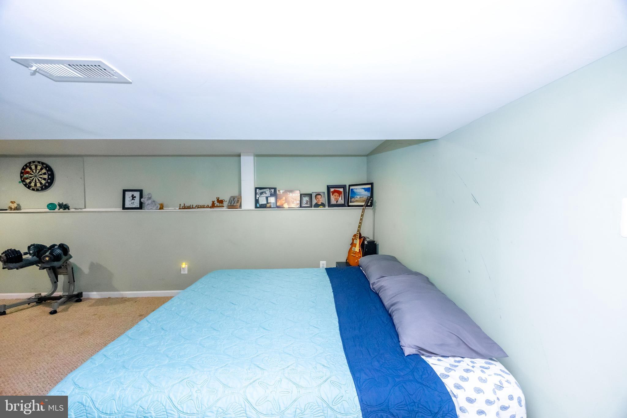 TOLLGATE - Residential