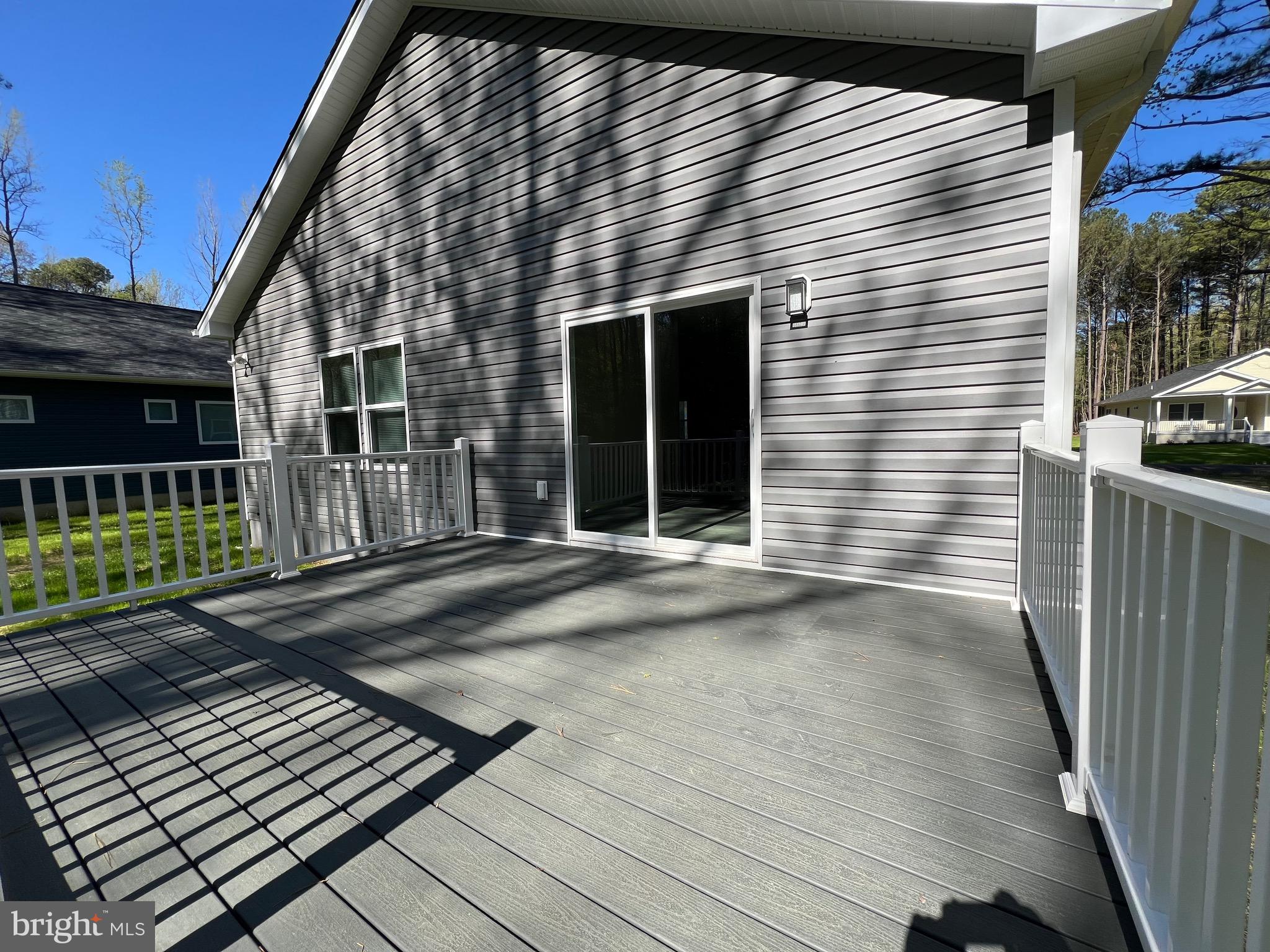 GLEBE HARBOR - Residential