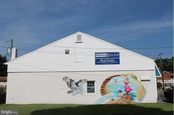 CLASSIC SHORES - Land