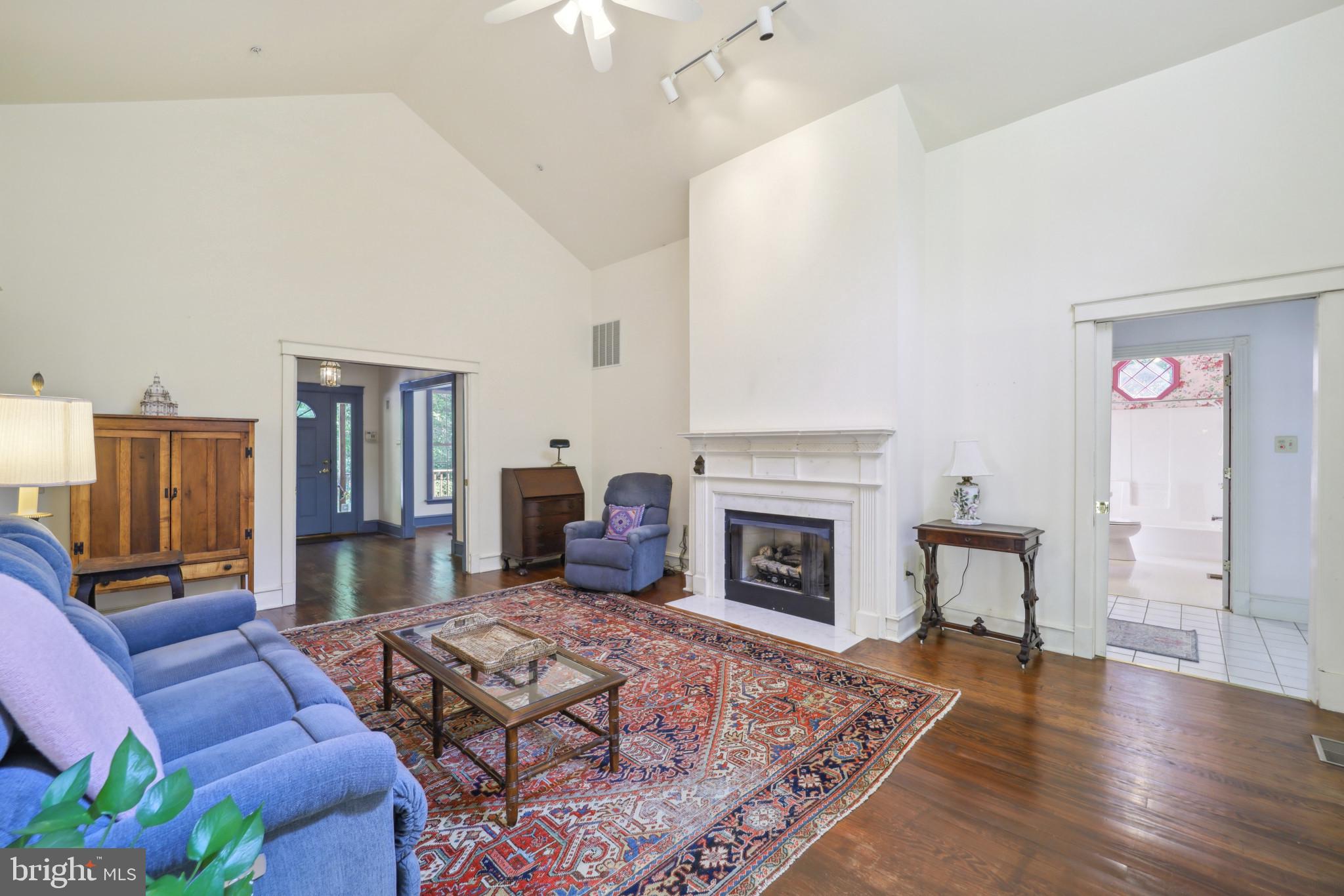 AUBURN ACREAGE - Residential