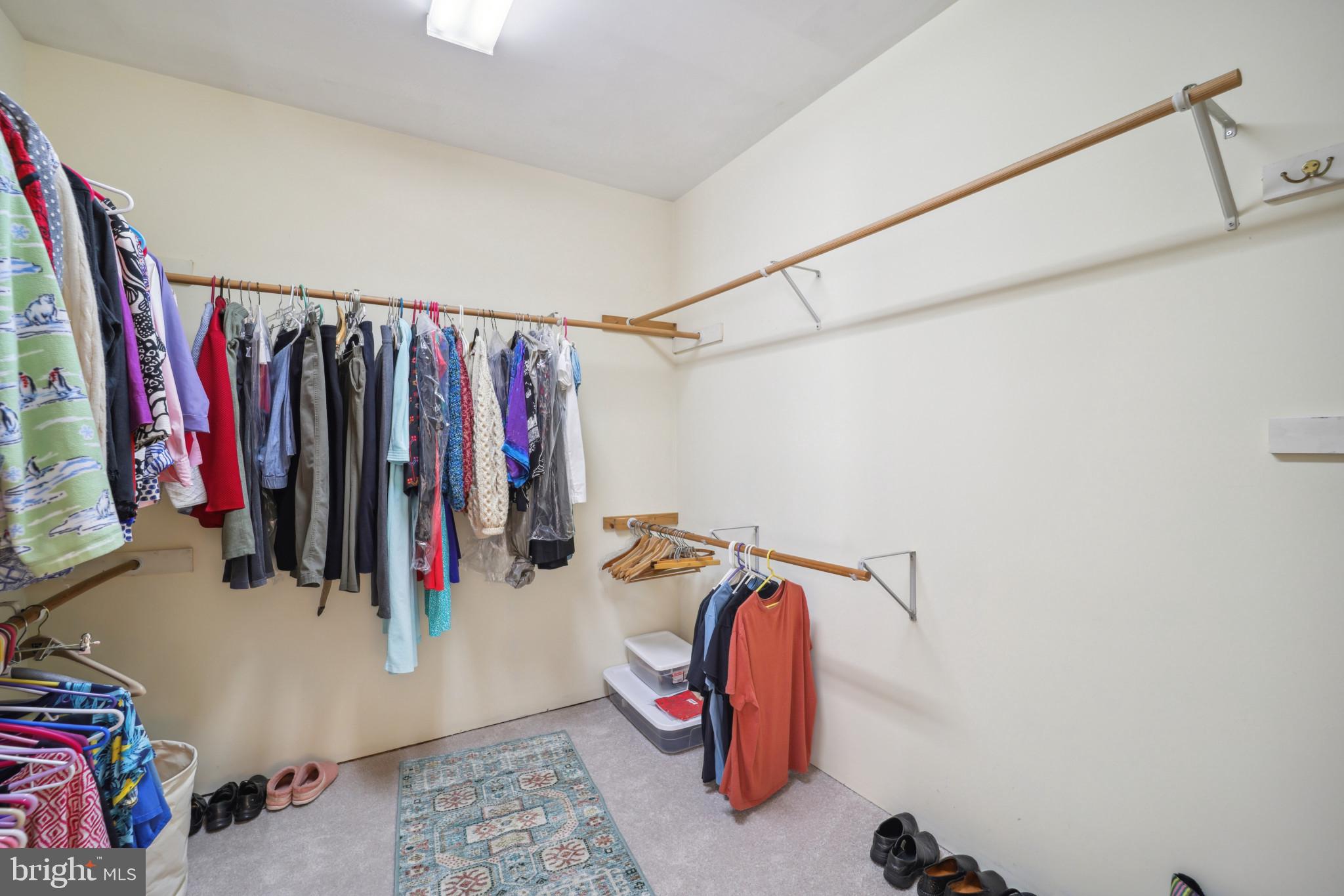 AUBURN ACREAGE - Residential