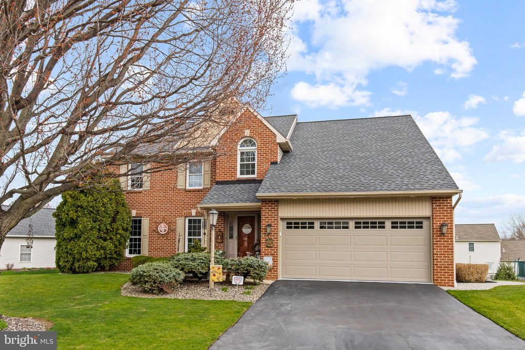 Photo of 335 TALBOT CIR, LANCASTER, PA 17603 (MLS # PALA2032652)