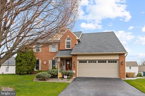 Photo of 335 TALBOT CIR, LANCASTER, PA 17603 (MLS # PALA2032652)