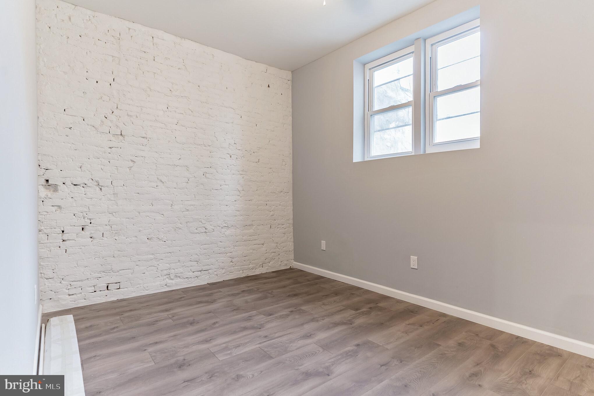 NORRIS SQUARE - Residential Income