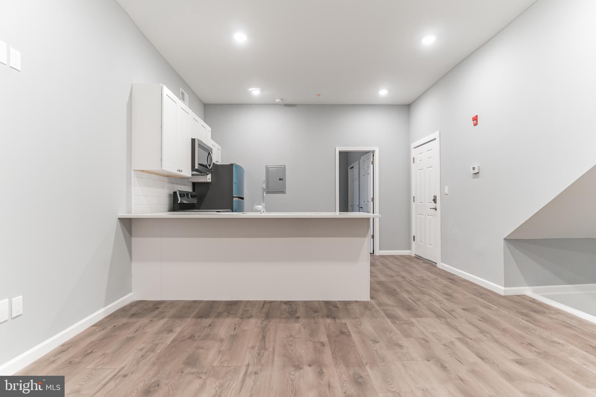 NORRIS SQUARE - Residential Income