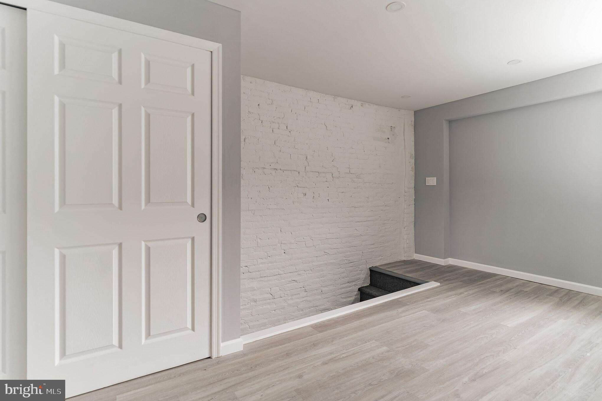 NORRIS SQUARE - Residential Income