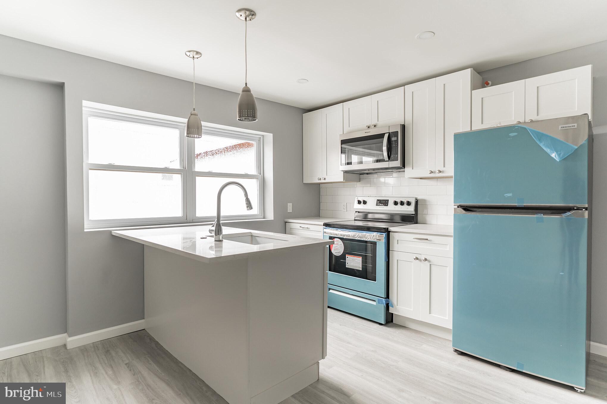 NORRIS SQUARE - Residential Income