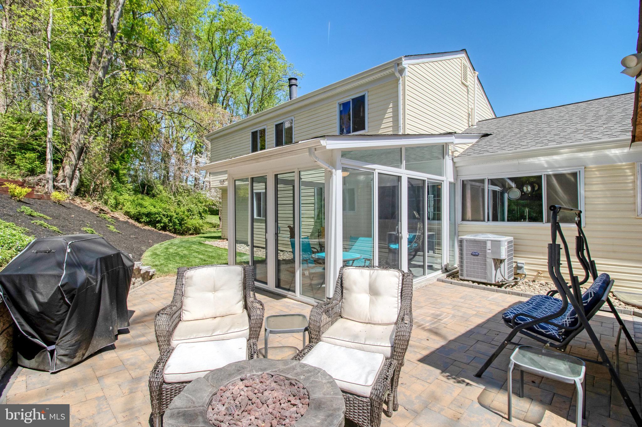 BENT TREE - Residential