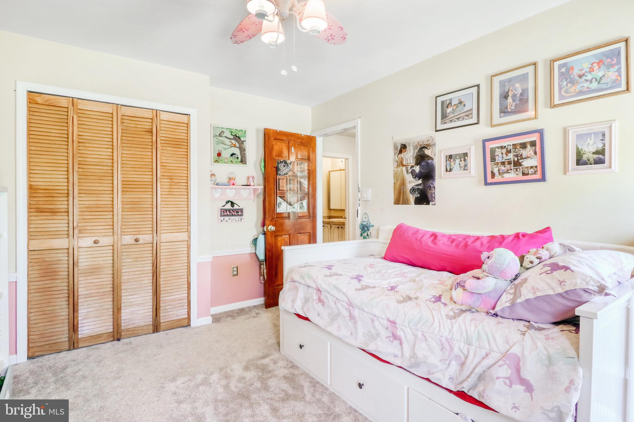 BENT TREE - Residential