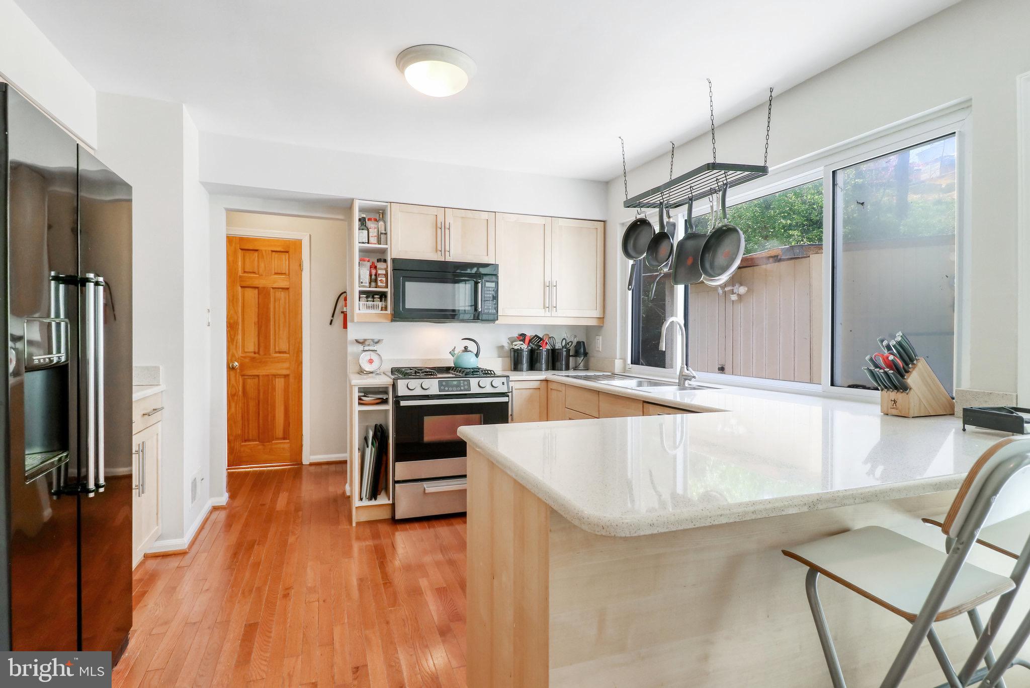 BENT TREE - Residential