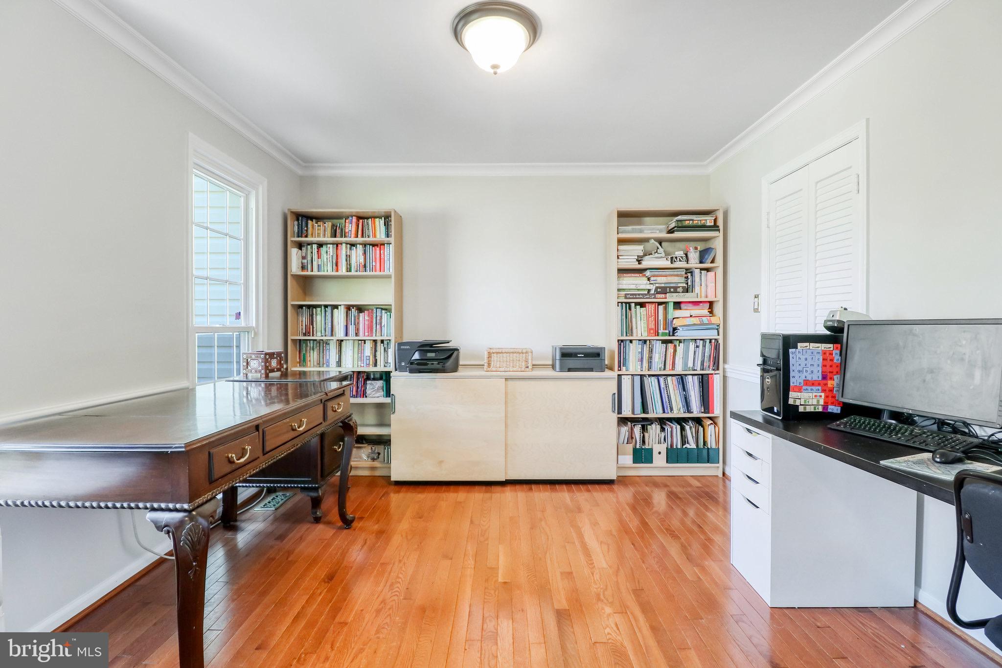 BENT TREE - Residential