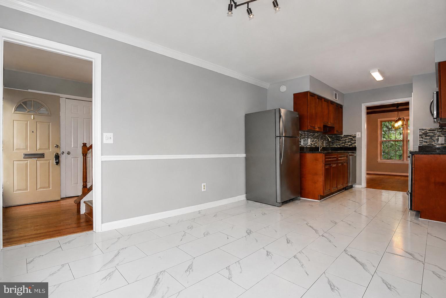 6611 ROSECROFT PLACE