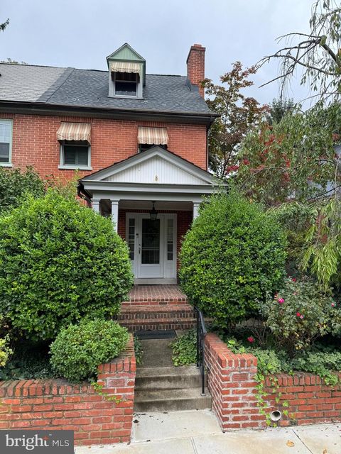 Photo of 14 Race Avenue, Lancaster, PA 17603 (MLS # PALA2058554)