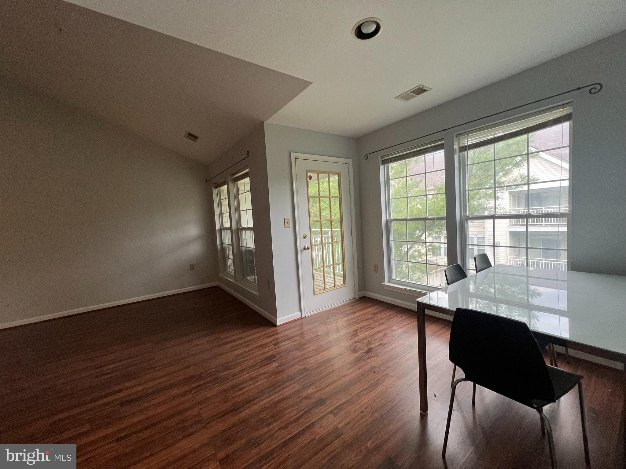 SILVERBROOK WOOD - Residential Lease