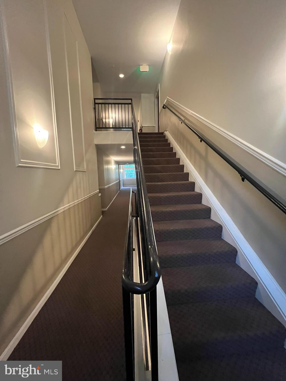 SILVERBROOK WOOD - Residential Lease