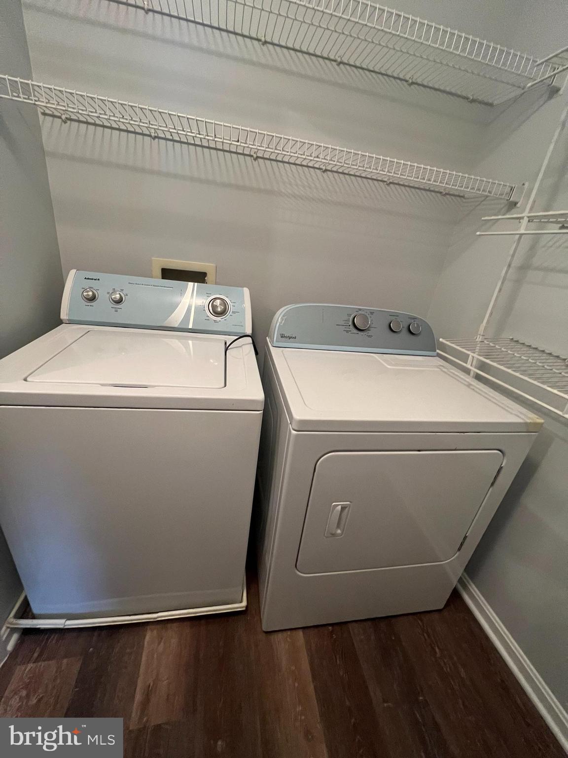 SILVERBROOK WOOD - Residential Lease