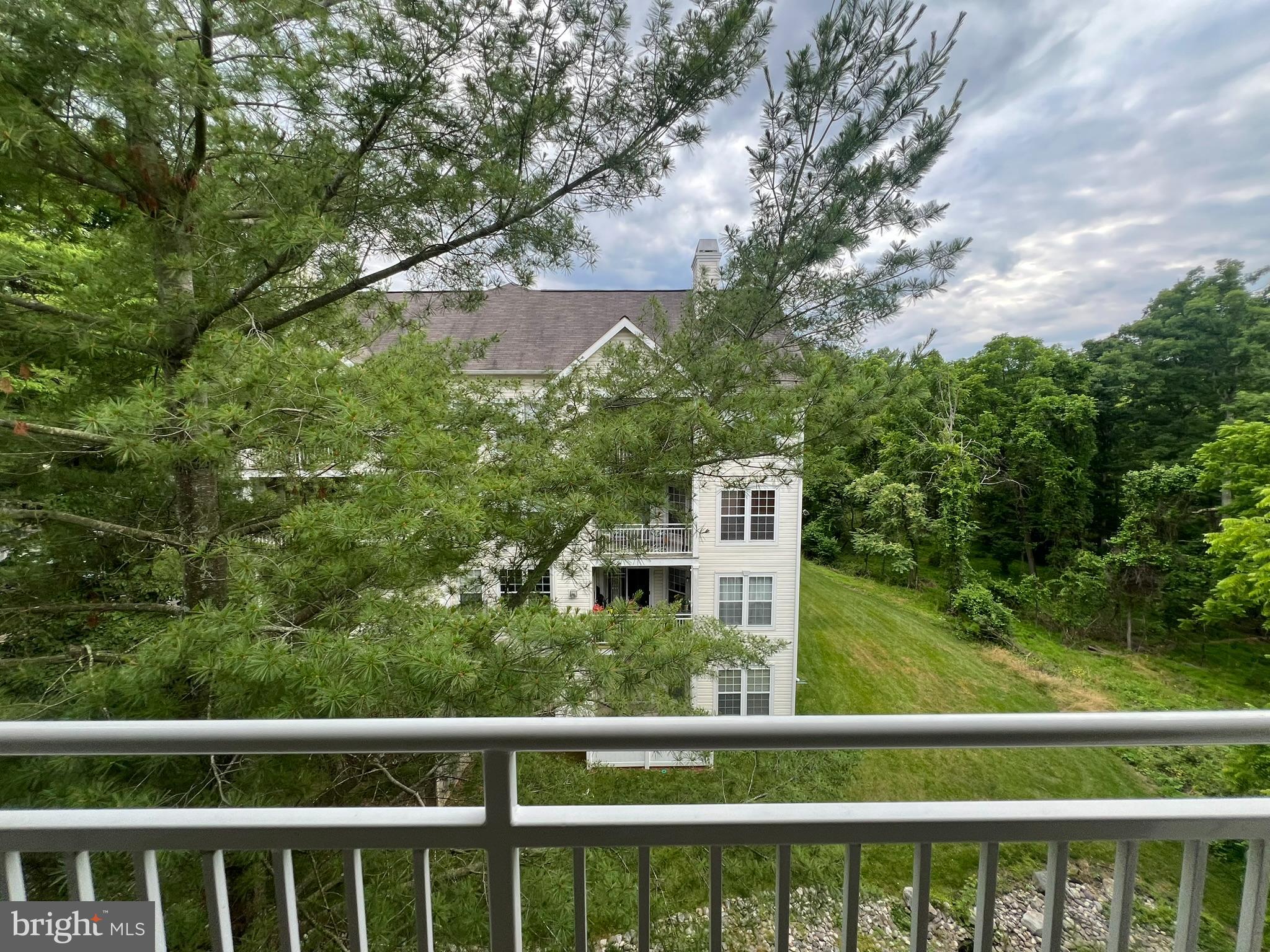 SILVERBROOK WOOD - Residential Lease