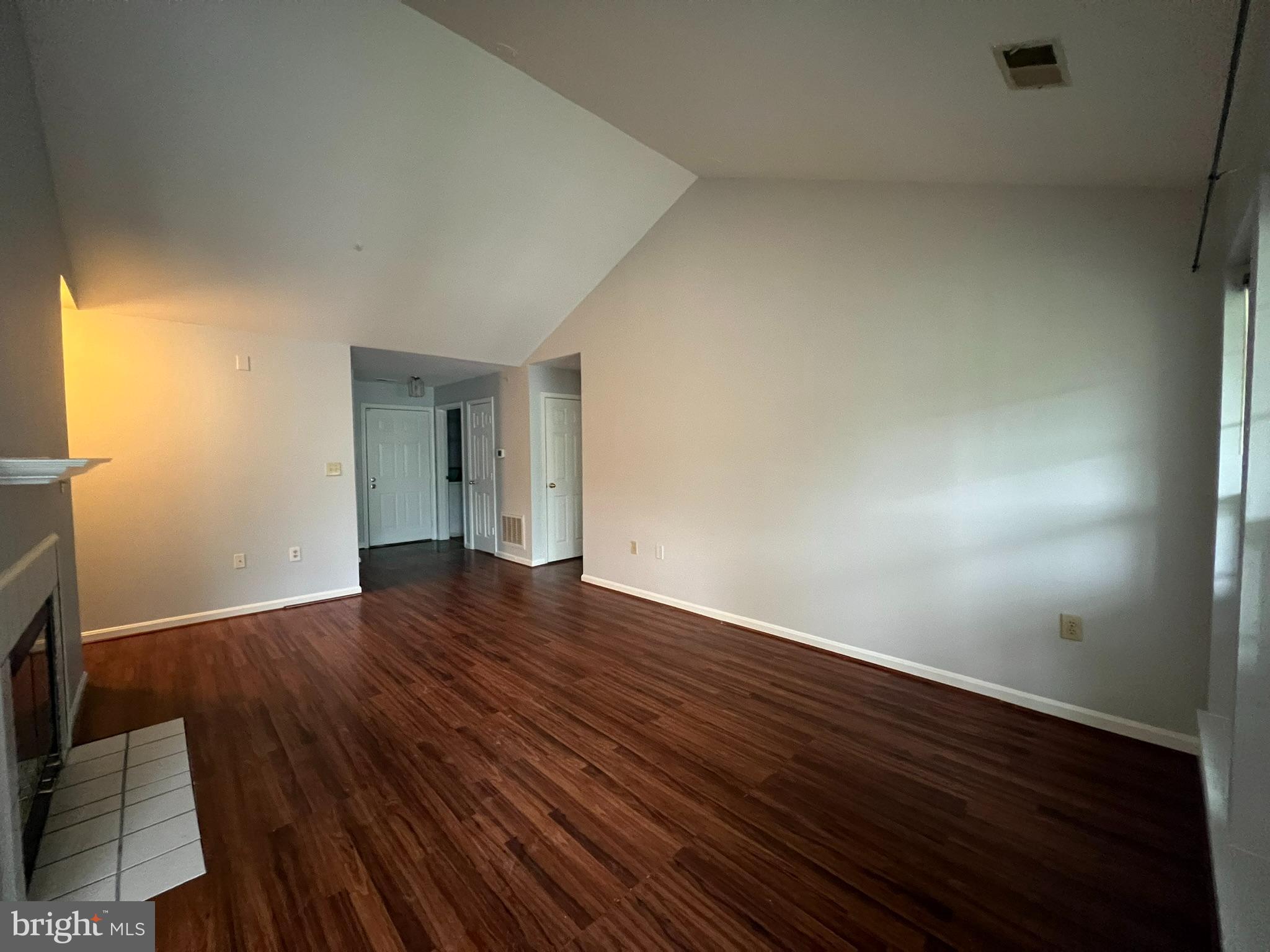 SILVERBROOK WOOD - Residential Lease