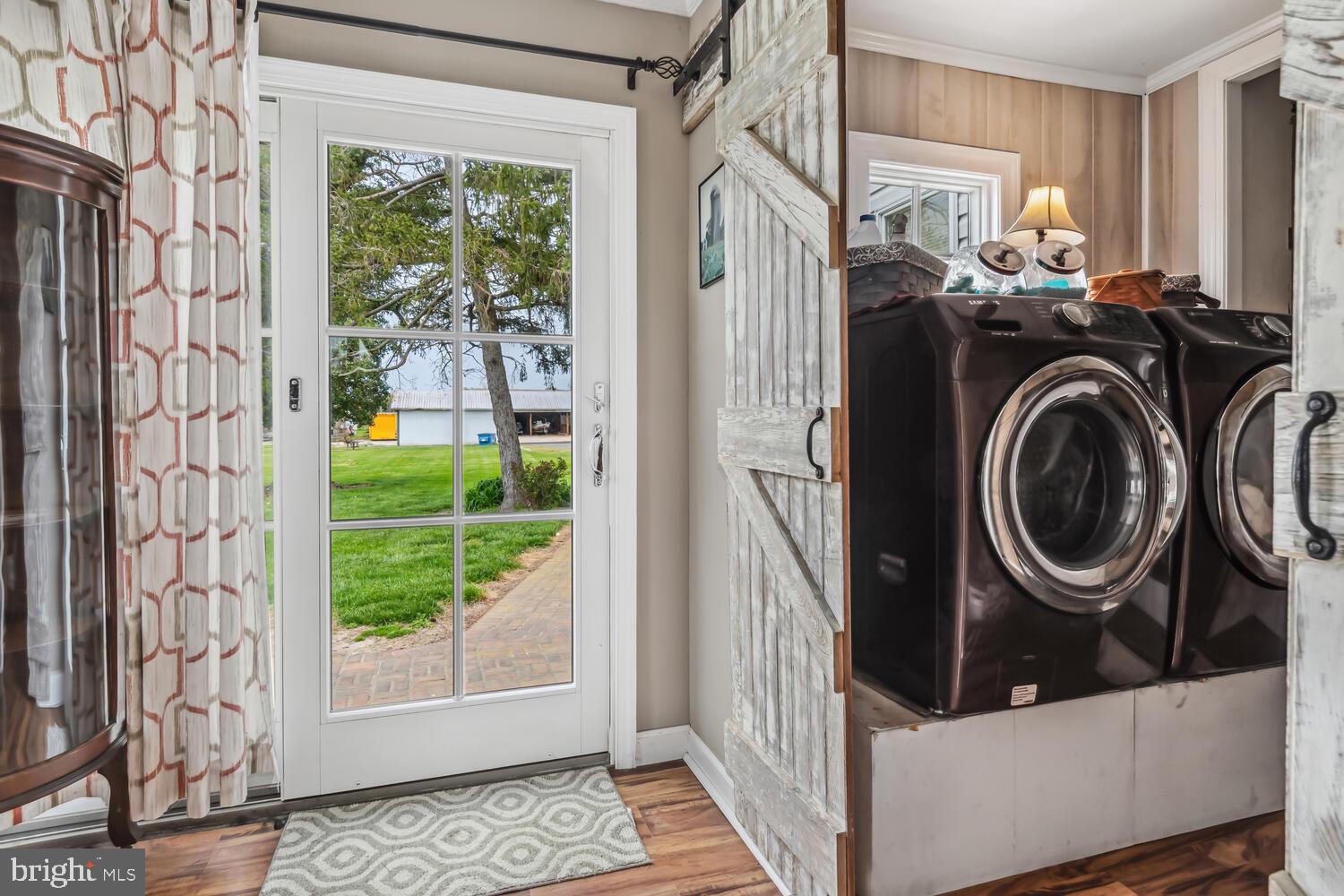 EASTON - Residential