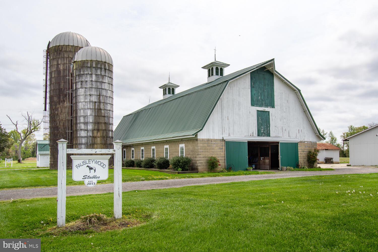 EASTON - Residential