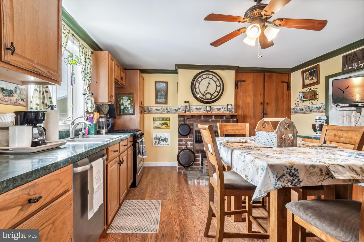 EASTON - Residential