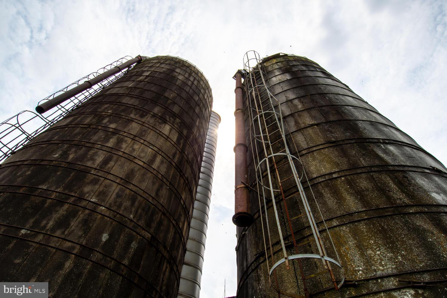 EASTON - Residential