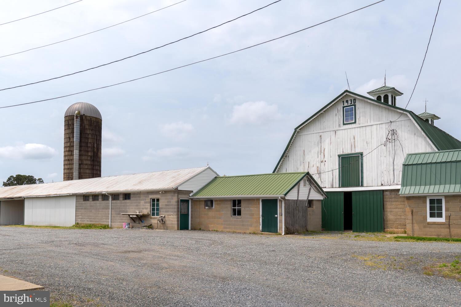 EASTON - Residential